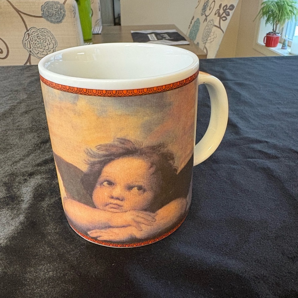 Collectible Ceramic Mug Detailing Raphael’s Famous Painting ,The Sistine Madonna - Picture 2 of 6